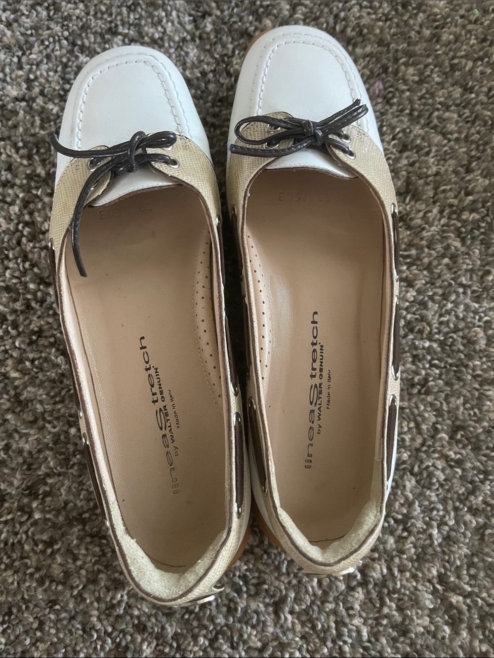 Walter Genuin Women's White and Brown Lace-Accent Loafers
